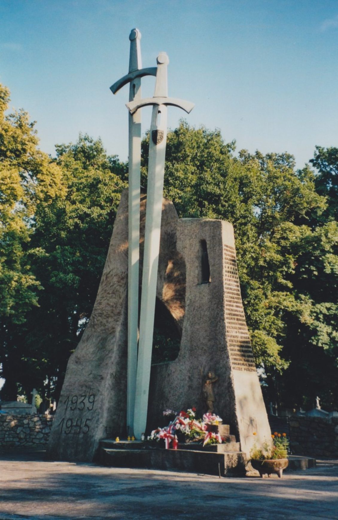 Tarnow denkmal