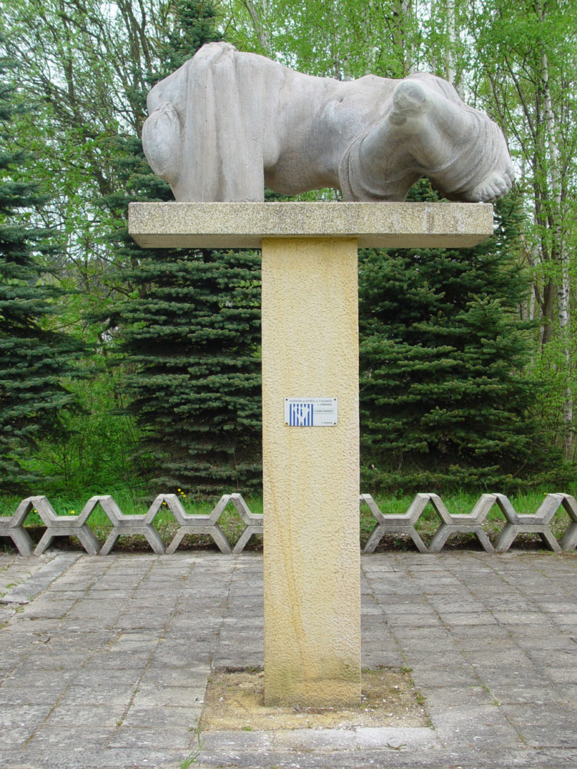 Svatava denkmal